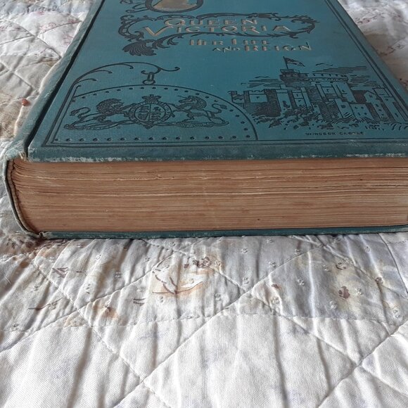 RARE 1896 Queen Victoria Her Life and Reign Antique Book - Picture 3 of 16